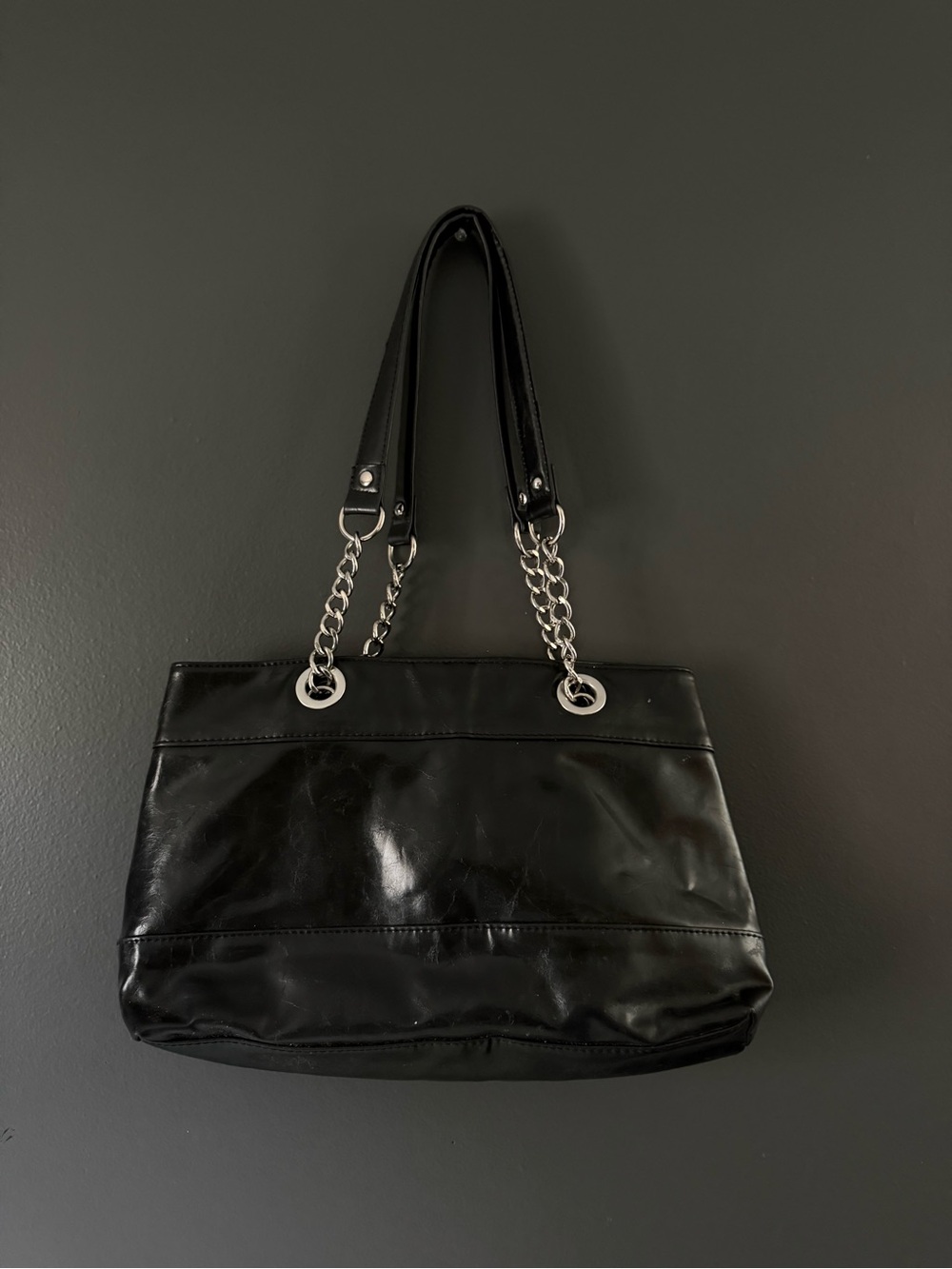 Kelly & Katie Black Chain-Handle Tote Bag - Women's Shoulder Bag